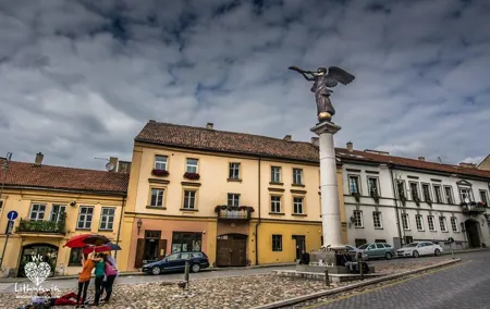 Vilnius Private Tour: Uzupis Republic Walking Tour
