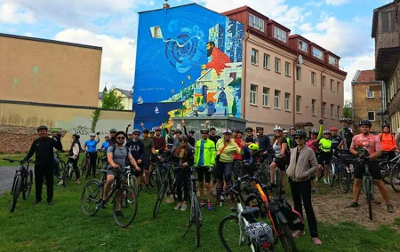Private Bike Tour of Alternative Vilnius