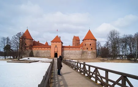 Snowshoeing in Trakai