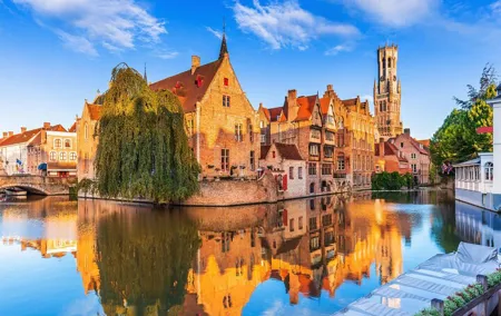 From Zeebrugge: Private Bruges with Canal Boat Shore Excursion