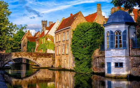 Bruges Shore Excursion including Northern Venice Canal Cruise