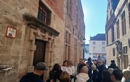Small-Group Nostalgic Walk: Bruges' Story of Rise & Fall