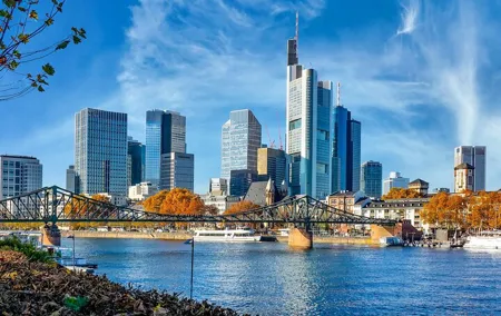 Private transfer from Bruges to Frankfurt with 2h stop in Cologne