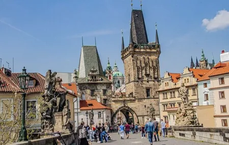 Photogenic Prague 6 hours tour by Car