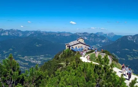 The Hills are Alive and Eagle's Nest - Private Tour from Salzburg