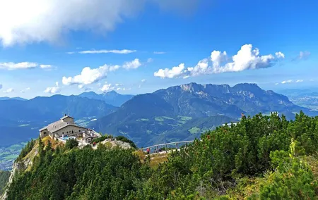 Alpine Majesty: Eagle's Nest, Salt Mine Salzburg & Berchtesgaden