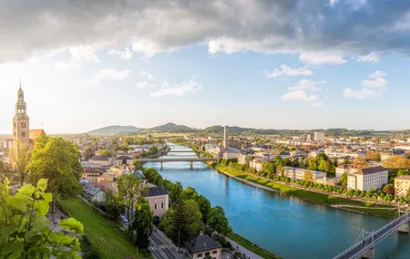 Private transfer from Salzburg to Passau with Local English Speaking Driver