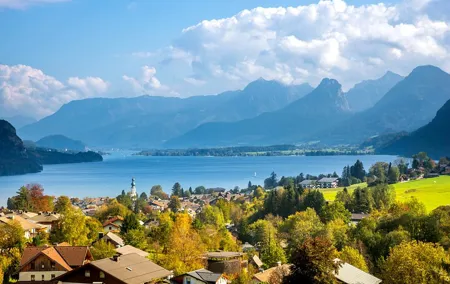 Private Transfer from Salzburg to Vienna 2h to Explore Local Highlights