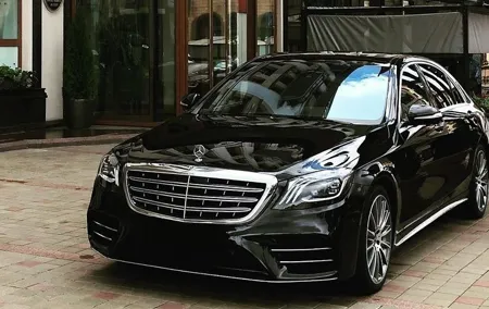 Salzburg Airport Transfers : Salzburg to Salzburg Airport SZG in Luxury Car