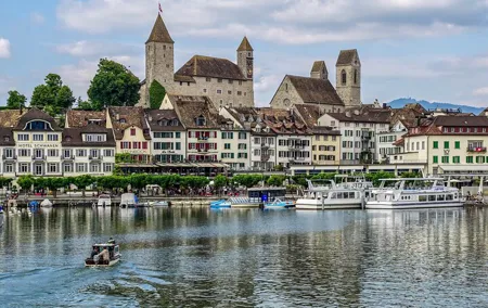 Private Transfer From Salzburg to Zurich With a 2 Hour Stop