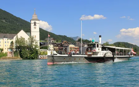 Private Tailor-Made Tour: Salzburg & Lakes from Passau or Linz