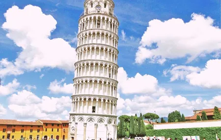 Timed Entrance to Leaning Tower Pisa and Cathedral with Audio