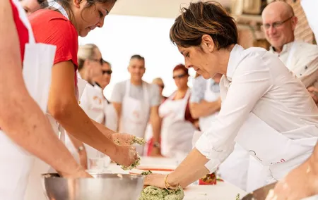 Share your Pasta Love: Small group Pasta and Tiramisu class in Pisa