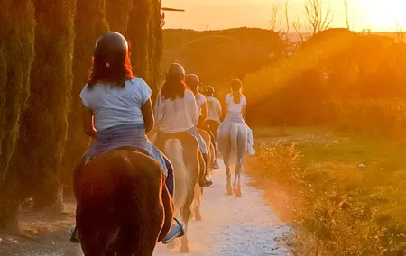 Horseback riding at sunset 1 hour at the Certosa di Pisa