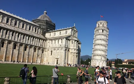 Pisa Private Walking Tour With a professional Guide