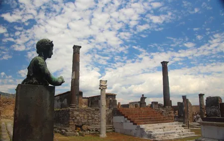 Day Trip to Pompeii Ruins from Rome