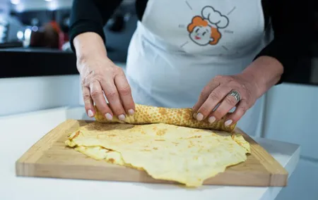 Private Pasta & Tiramisu Masterclass at a Cesarina's home with tasting in Rimini