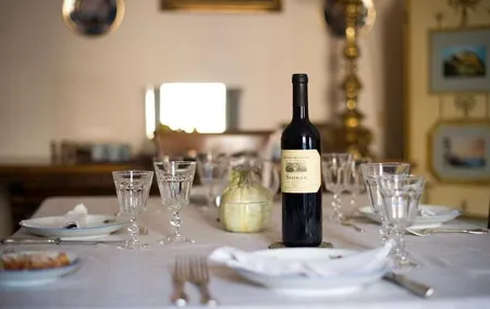 Private market tour, lunch or dinner and cooking demo in Cervia