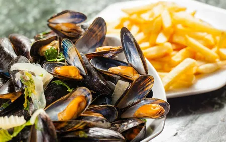 Brussels All In Tour : Belgian food, chocolate, beer, sightseeing