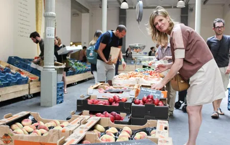 Market Tour and Cooking Lesson with a Belgian Gourmet Meal in a Brussels Home