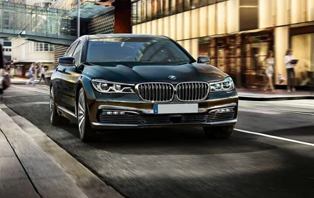 Arrival Private Transfer Brussels Train Station to Brussels by Luxury Car or Van