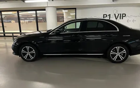 Private transfer from Brussels to the Airport