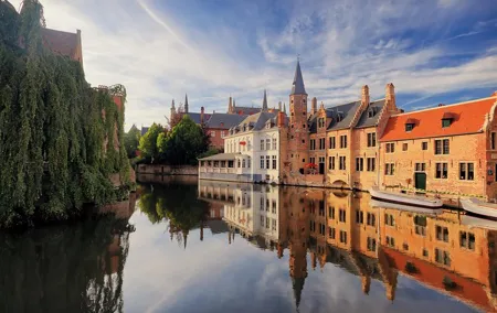 Brussels to Bruges: Private & Personalized Day Trip with a Local