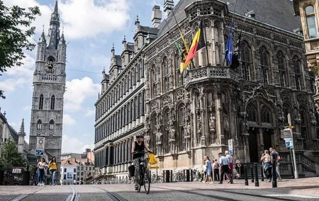 Private 10-hour Tour to Ghent and Bruges from Brussels with Hotel Pick Up