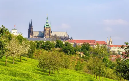 Spring Charm of Prague - private tour with PERSONAL PRAGUE GUIDE