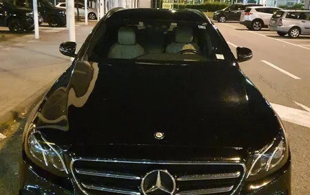 Brussels Airport (BRU) to Brussels - Round-Trip Private Transfer