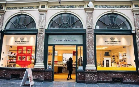 Private Chocolate Tour : Visit Brussels while you are Eating Chocolates