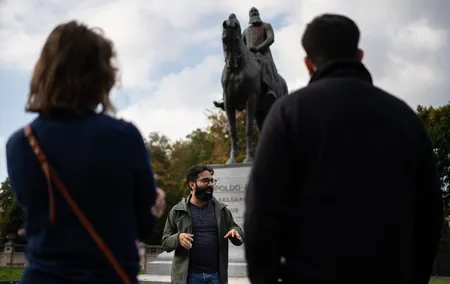 Colonial Walking Tour in Brussels