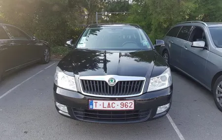 Standard Vehicle from Charleroi airport to the city of Ghent