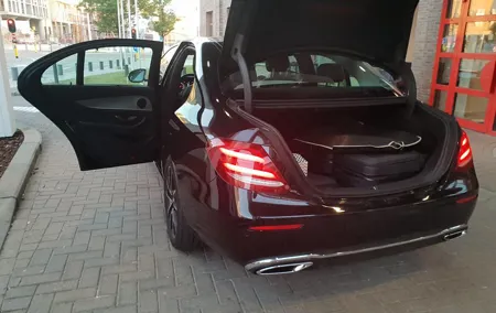 Taxi DE Brussels to Zaventem Airport
