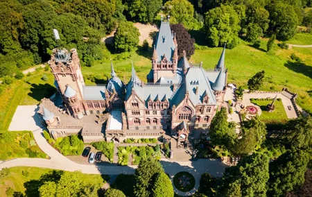 Private transfer from Brussels to Bonn with 2h Stop in Cologne