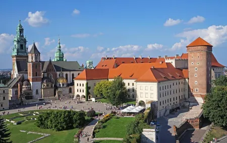 1-way Prague to Cracow - private transfer - up to 7 passengers