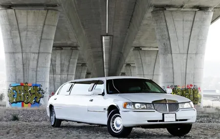 Vip Prague Party Lincoln Limousine