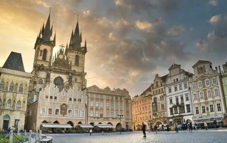 Touristic highlights of Prague on a Private half day tour with a local