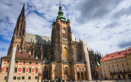 Discover Prague: 4 hours Private Tour with Prosseco