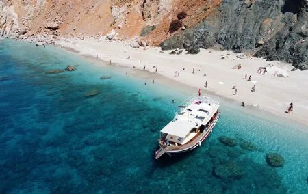 From Antalya or Kemer: Suluada Island Boat Trip with Lunch