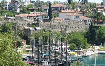 Antalya Private Walk Tour with a Professional Guide