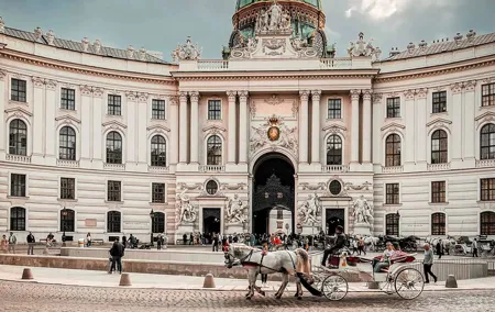 2 day Vienna Luxury Tour with Budapest Visit From Prague