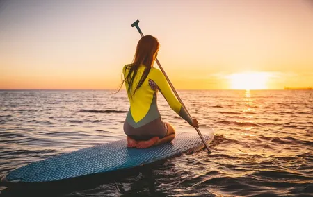 Antalya: Sunrise Canoeing or SUP Experience with Swim