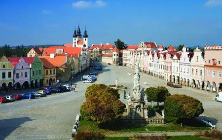 One way transfer from Prague to Vienna with optional stop at Telc (UNESCO)