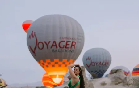 Salda Lake and Hot Air Balloon Tour in Salda