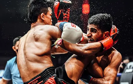 Muay Thai Boxing Show with Ringside Seats at Rajadamnern Stadium