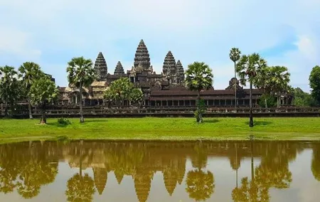 2-Day Angkor Wat Tour from Bangkok