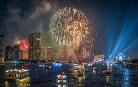 New Year Party : Chao Phraya Princess Dinner Cruise with Return Transfer
