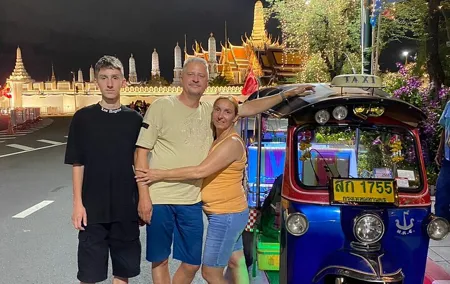 Bangkok Night Tour: Food, Temple & Tuk Tuk
