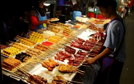 Private Bangkok Foodtour by tuk-tuk